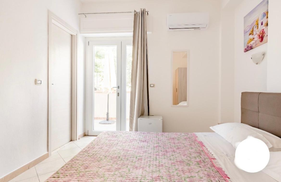 Da Umby Bed & Breakfast Алгеро Екстериор снимка
